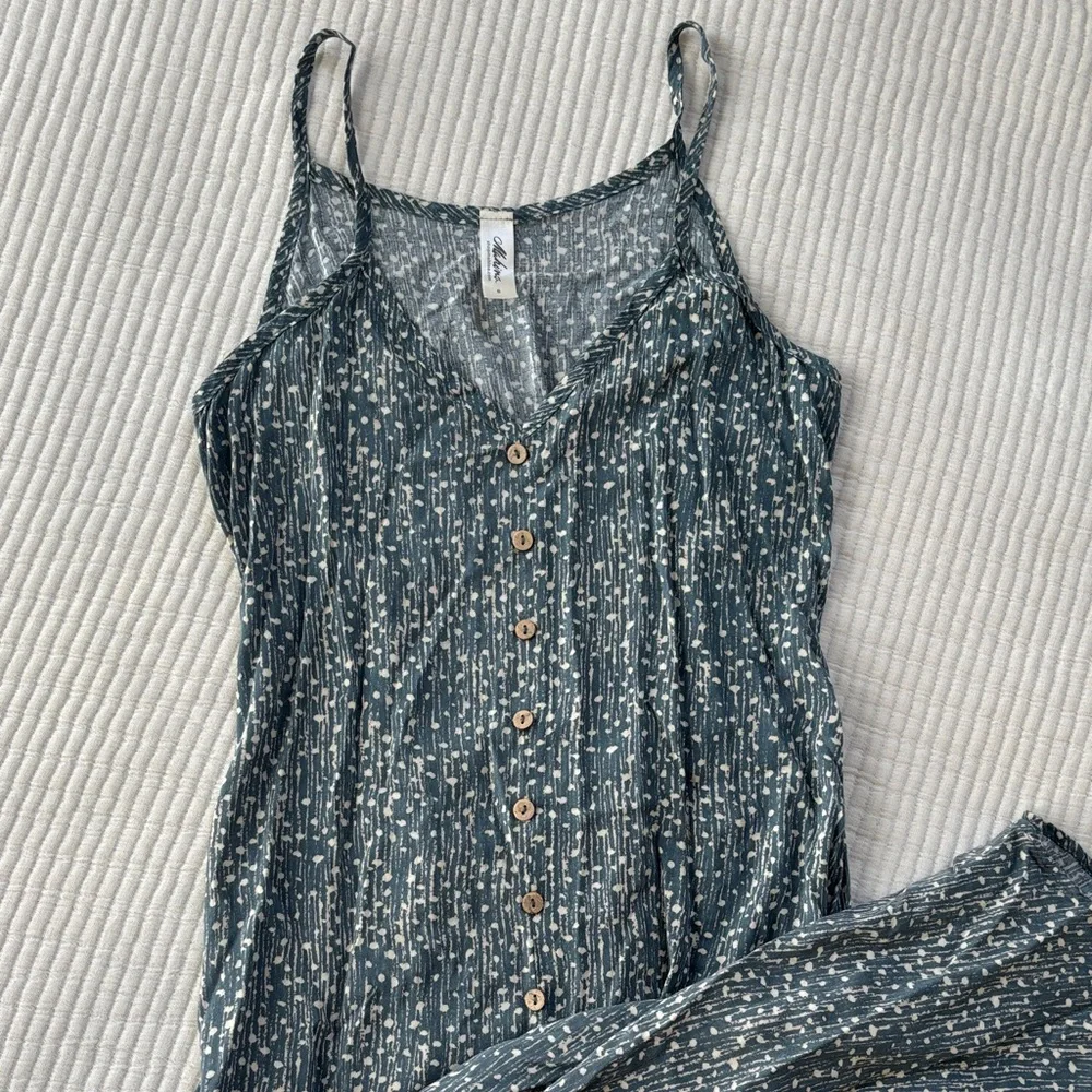 Mahina Women’s Summer Dress Dark Sage and Cream Spots, Slit in Front - Picture 3 of 8